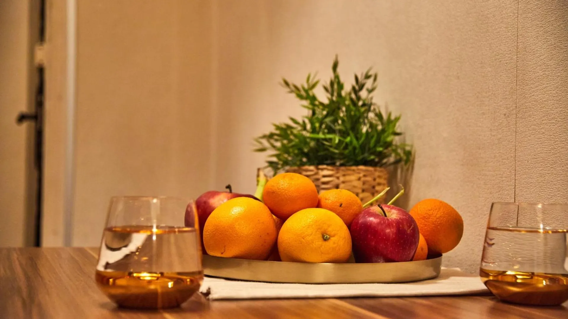 Central Luxury Cozy Modern Apartment Sofia Bulgarien